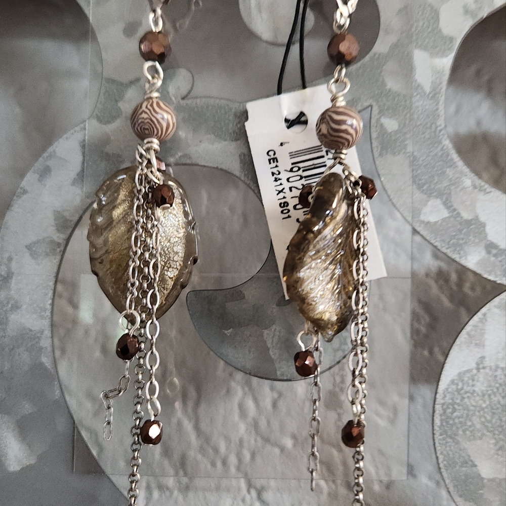 Chapal zenray dangle silver tone leaf earrings